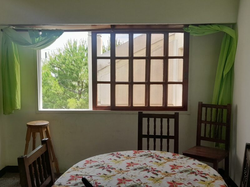 VENDO Dpto. 2 dormitorios B° 252 viv. sobre Avenida