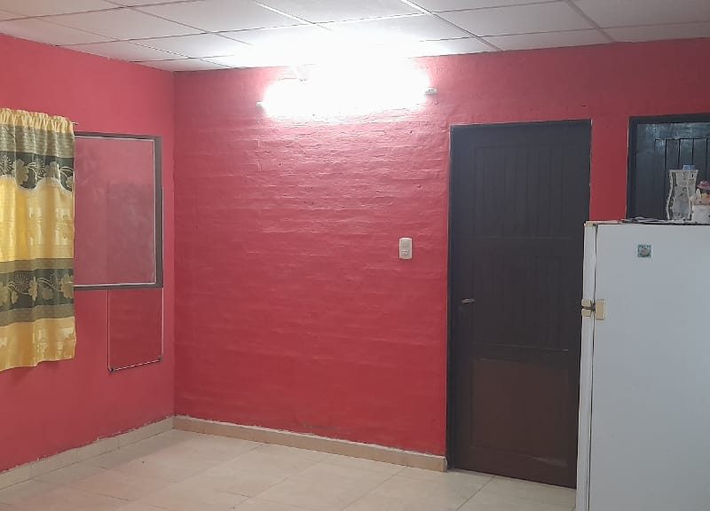 Vendo casa con título de Propiedad.