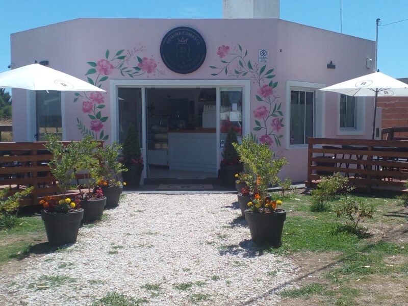 Vendo Precioso Local+Fondo comercio
