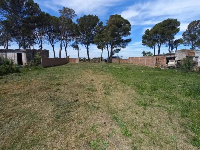 Dueño vende Importante terreno en Hernandez Entre Rios