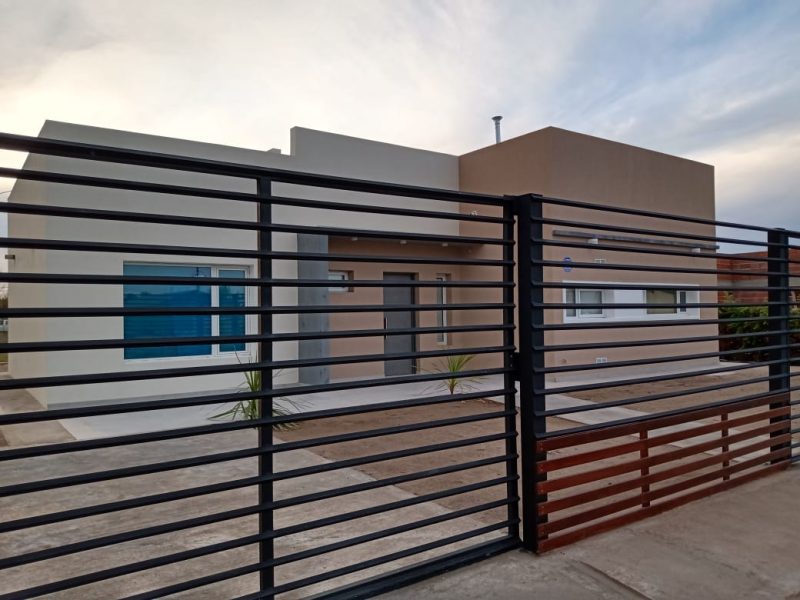 VENDO CASA A ESTRENAR 127 M2 CUBIERTOS Y 400 M2 DE TERRENO