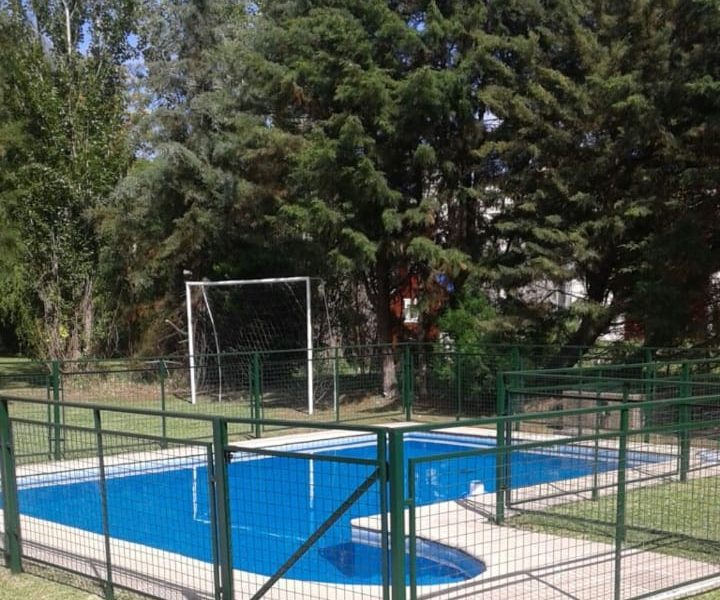 Dueño Vende . Importante casa en Country Boca Raton Pilar BsAs