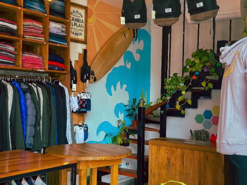 LOCAL DE ROPA MASCULINA Y TALLE ESPECIAL