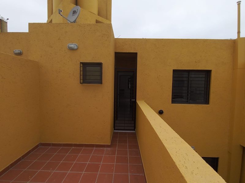 DUEÑO VENDE EXCELENTE DUPLEX NUEVO POETA LUGONES Córdoba Capital