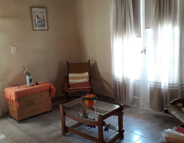 DUEÑO VENDE CASA