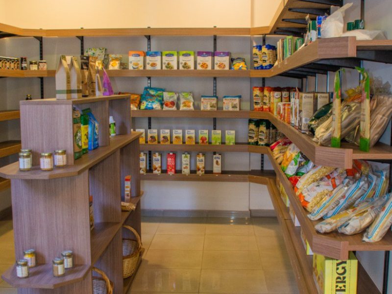¡Se liquida todo el mobiliario! excelente para tu negocio/hogar/espacio de trabajo