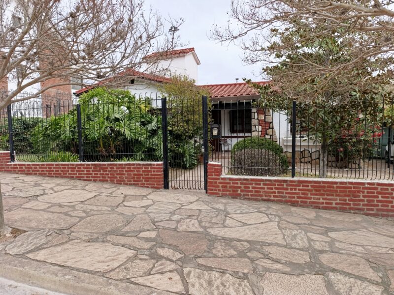 Venta de casa en villa Carlos Paz