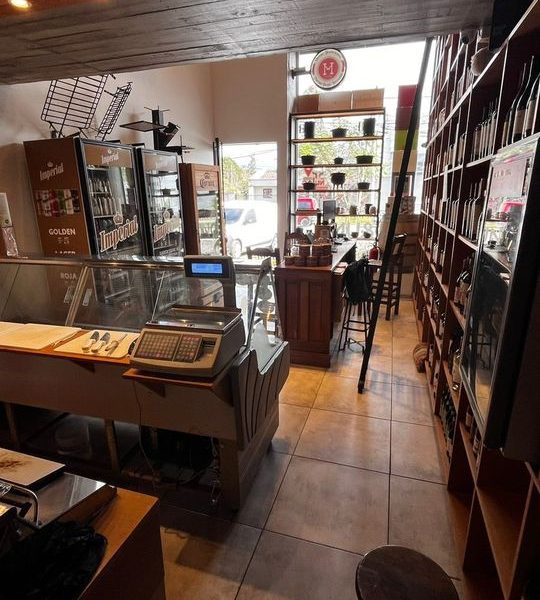 fondo de comercio yerba buena, bebidas y picadas