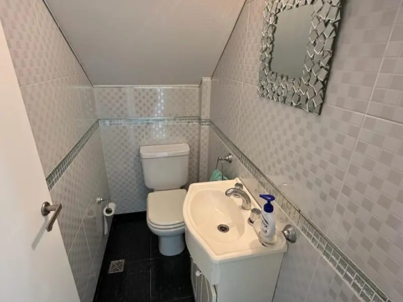 DUEÑO VENDE DUPLEX CONGRESO Impecable 2 amb c/patio. 67mt2 totales.
