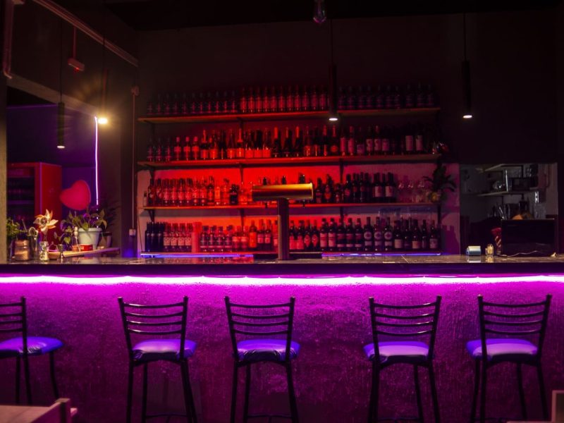 Vendo fondo de comercio Bar-Cafeteria