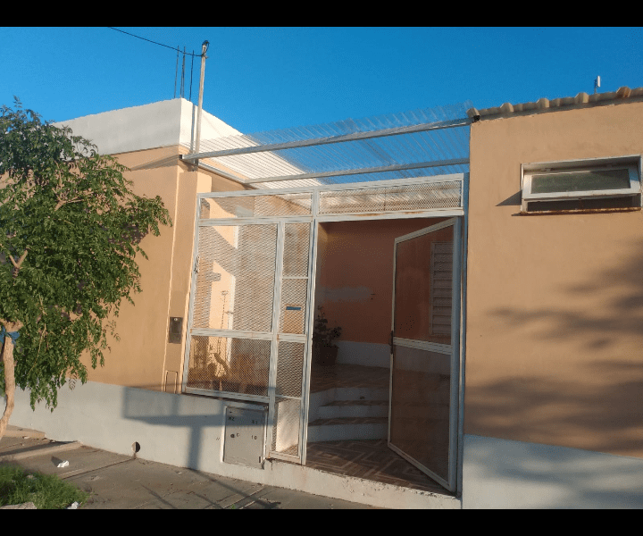 Casa con departamento