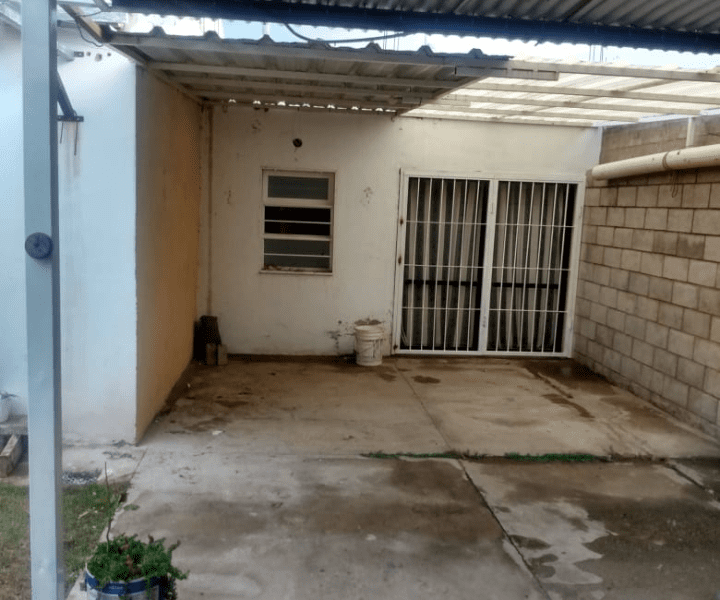 Casa con departamento