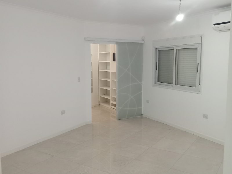 URGENTE CASA ZONA ALBERDI