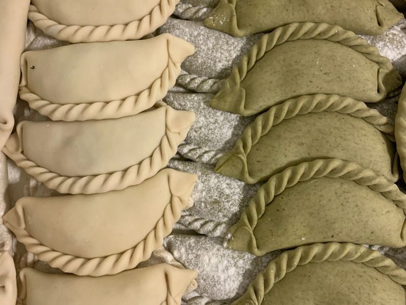 SE VENDE FONDO DE COMERCIO CASA DE EMPANADAS ARTESANALES Y PIZZAS A LA PIEDRA
