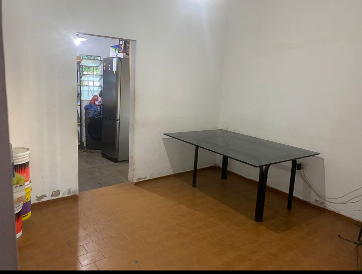 Dueño vende casa en Córdoba us 60.000- O permuto por campo