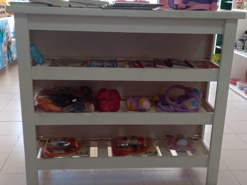 Se vende fondo de comercio rubro juguetería/libreria