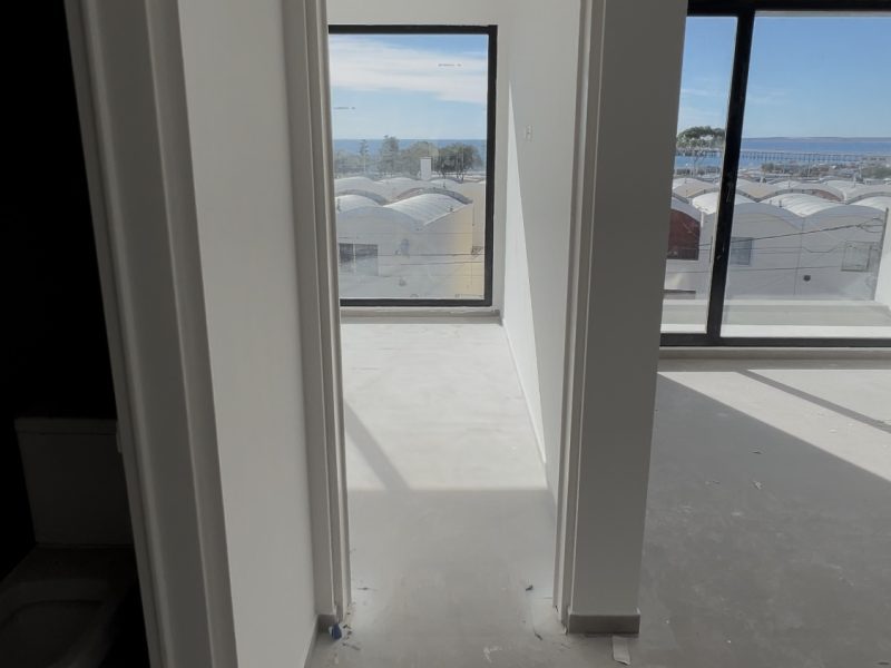 Departamento de tres ambientes en venta con linda vista al mar