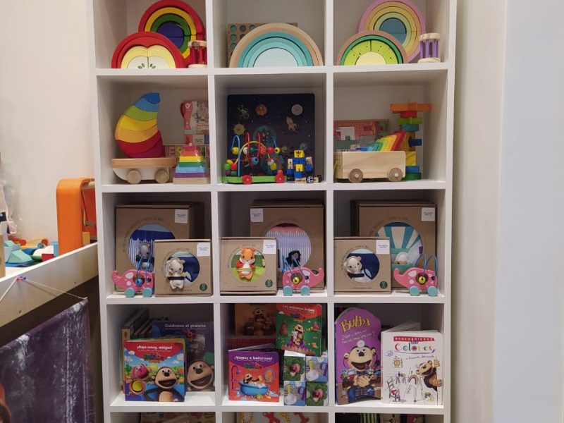 STOCK COMPLETO LOCAL INDUMENTARIA INFANTIL Y JUGUETES