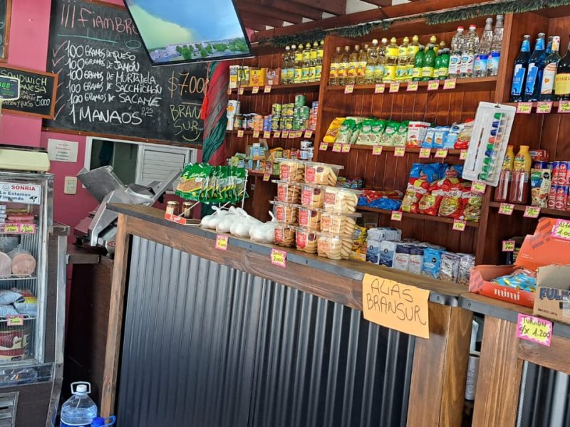 SE VENDE FONDO DE COMERCIO