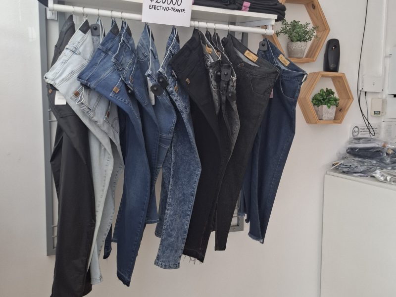 Excelente oportunidad! venta de marca, 4 años de antiguedad. Indumentaria Fem