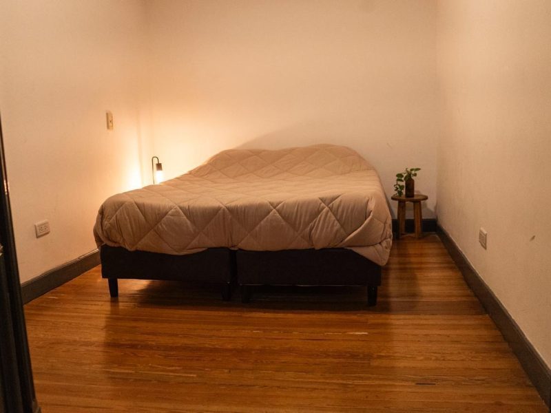 HOSTEL / HOSTAL