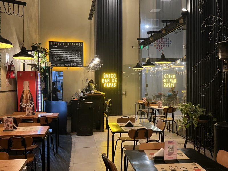 Pizzería y bar - FONDO DE COMERCIO ( 2 comercios unificados)