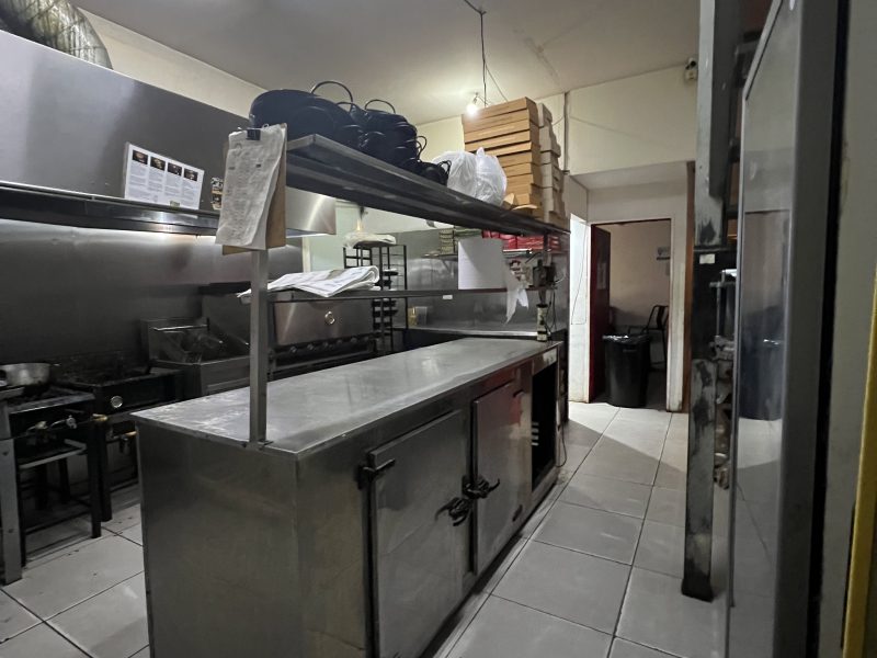 Pizzería y bar - FONDO DE COMERCIO ( 2 comercios unificados)