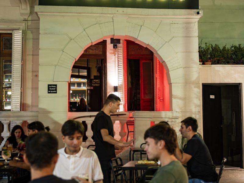 Fondo De Comercio Resto Bar En Funcionamiento.
