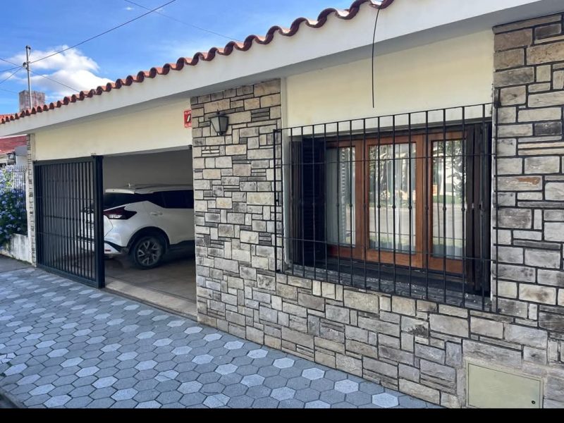 DUEÑO VENDE