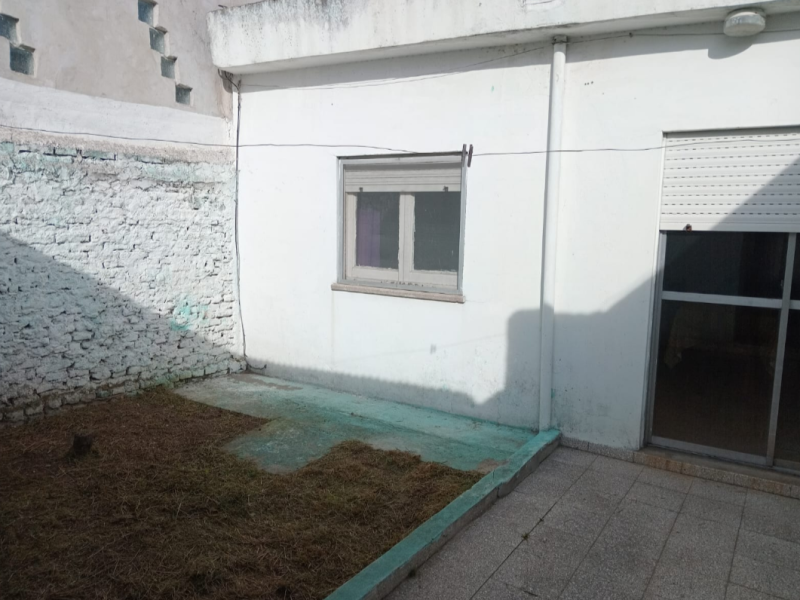 DUEÑO VENDE CASA EN QUILMES OESTE