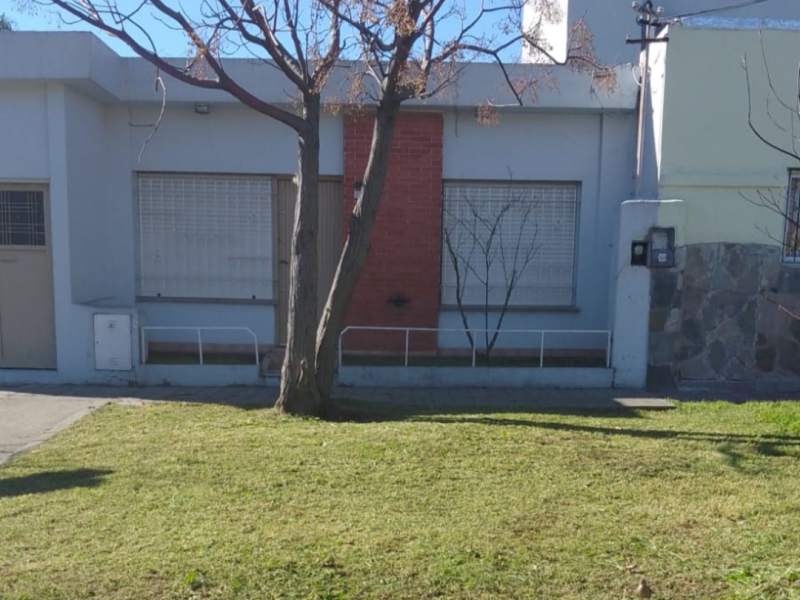 DUEÑO VENDE CASA EN QUILMES OESTE