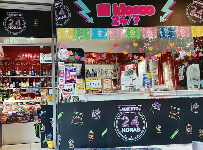 Kiosco 24 hs en centro de Carlos paz,
