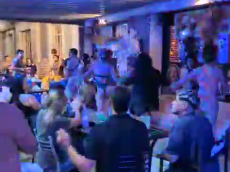 Vendo fondo de comercio, resto bar