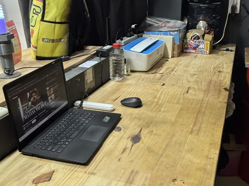 Última Vuelta Indumentaria, un local innovador sin competencias en la zona ni en
