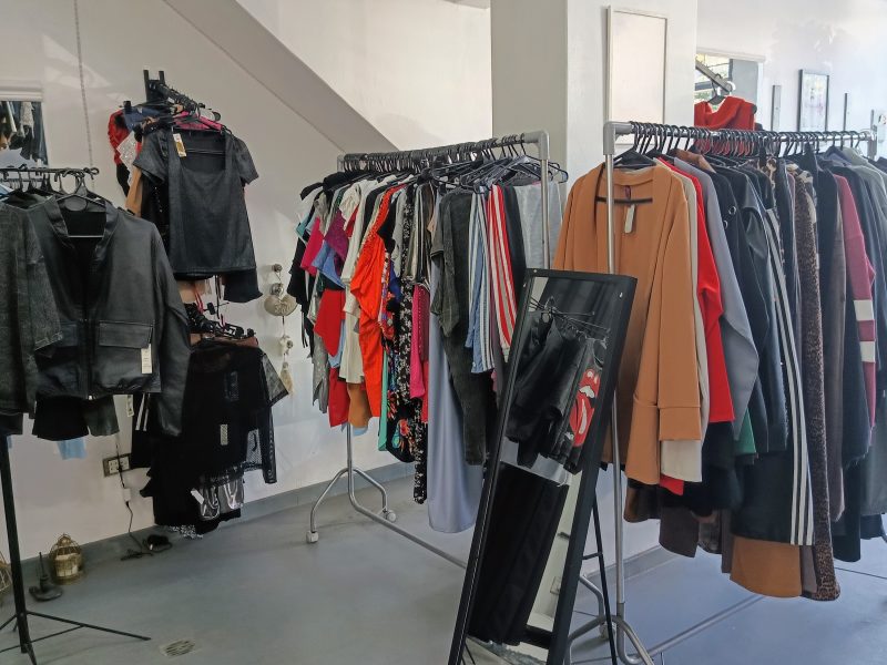 URGENTE!!! VENTA DE FONDO DE COMERCIO INDUMENTARIA FEMENINA. OPORTUNIDAD!!!