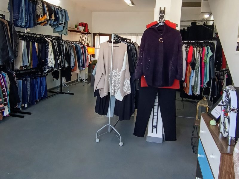 URGENTE!!! VENTA DE FONDO DE COMERCIO INDUMENTARIA FEMENINA. OPORTUNIDAD!!!