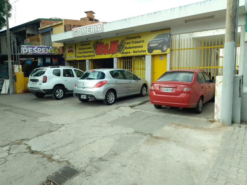Fondo de comercio Taller mecánico y gomeria