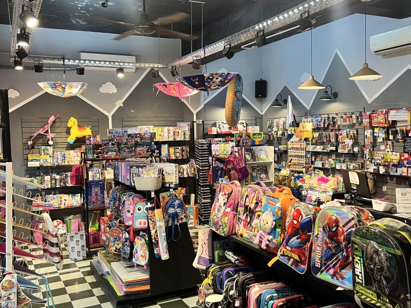 Vendo fondo de comercio ( art. Librería , papelería , fotocopias y demás ..!!!